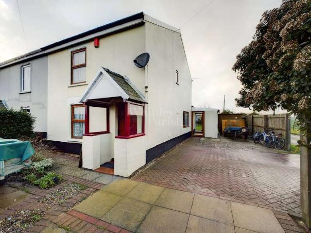 2 Bedroom Cottage House