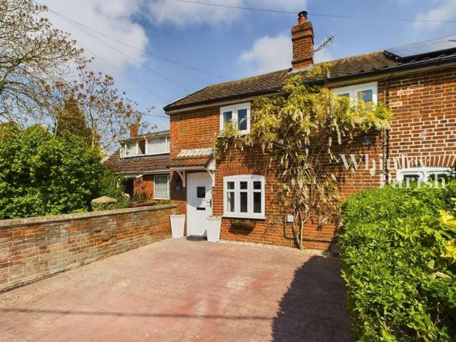 2 Bedroom Cottage House