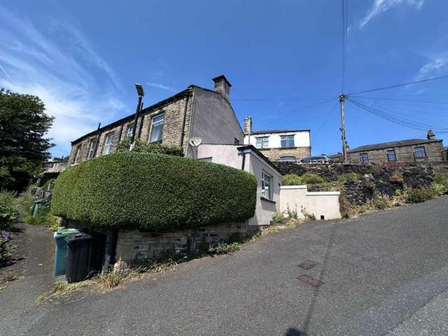 2 Bedroom Cottage House