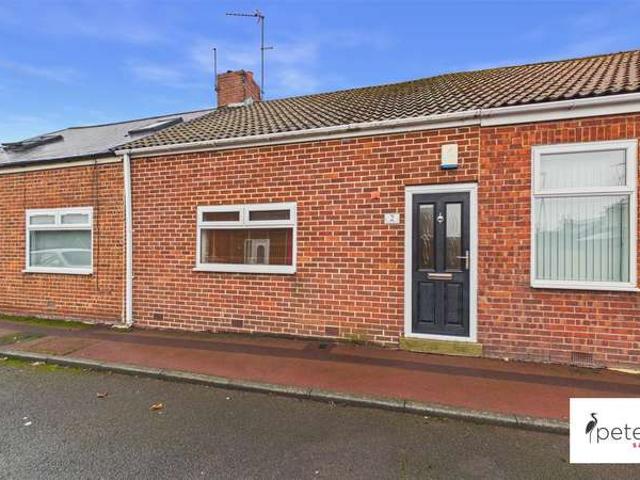 2 Bedroom Cottage House