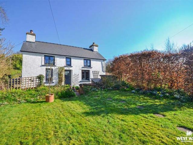 2 Bedroom Cottage House