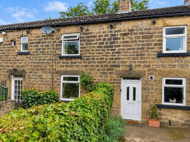 2 Bedroom Cottage House