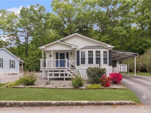 2 bedroom, Coventry RI 02816 105551171