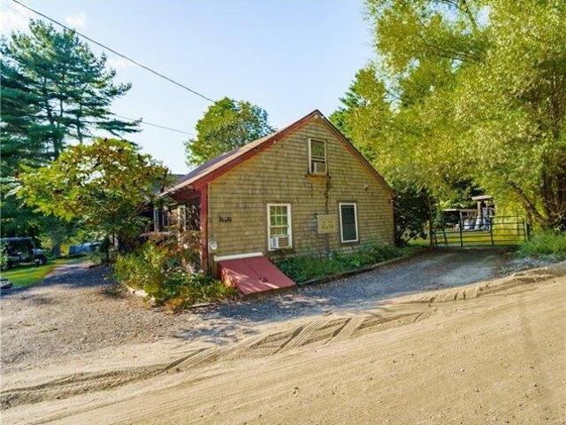 2 bedroom, Coventry RI 02827 105560444