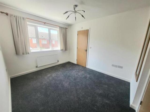 2 bedroom coach house for rent in Eglington Drive, Wainscott, Rochester, ME3