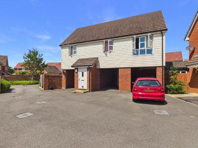 2 bedroom coach house for sale