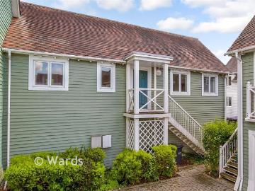 2 bedroom coach house for sale