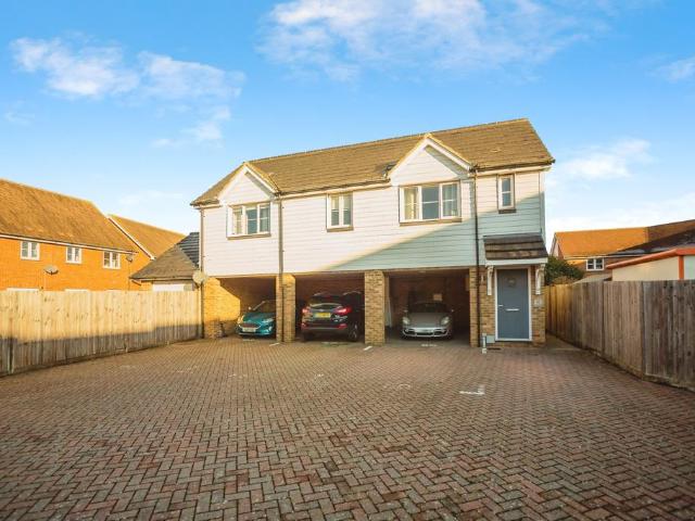 2 bedroom coach house for sale