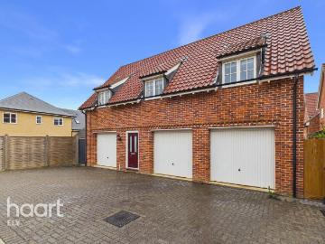 2 bedroom coach house for sale