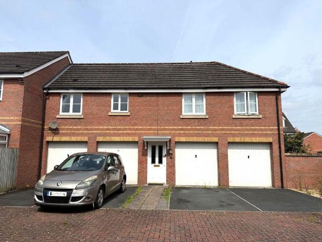 2 bedroom coach house for sale