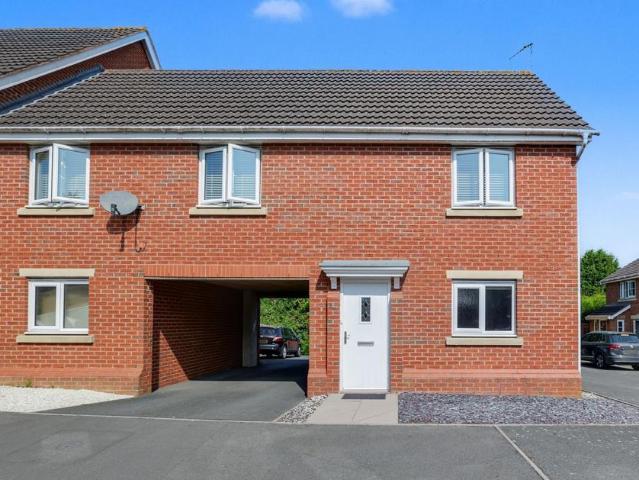 2 bedroom coach house for sale