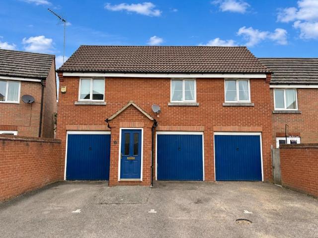 2 bedroom coach house for sale