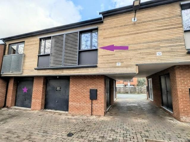 2 bedroom coach house for sale