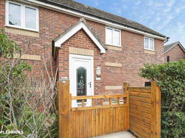 2 bedroom coach house for sale