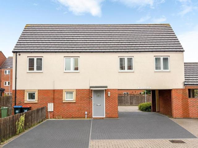 2 bedroom coach house for sale