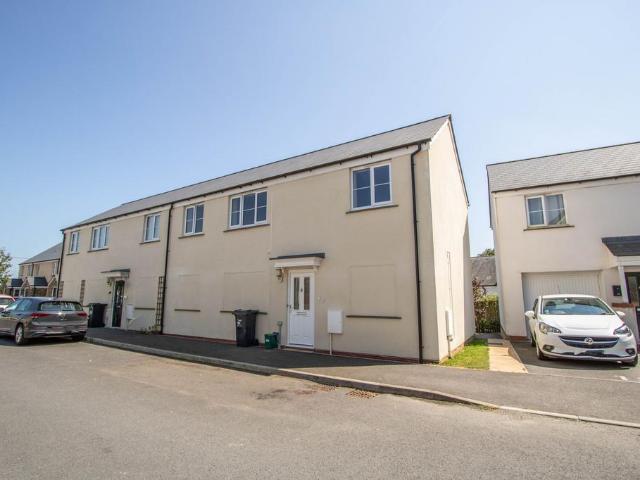 2 bedroom coach house for sale