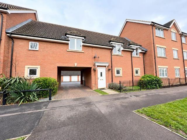 2 bedroom coach house for sale