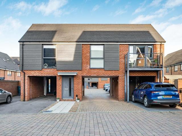 2 bedroom coach house for sale