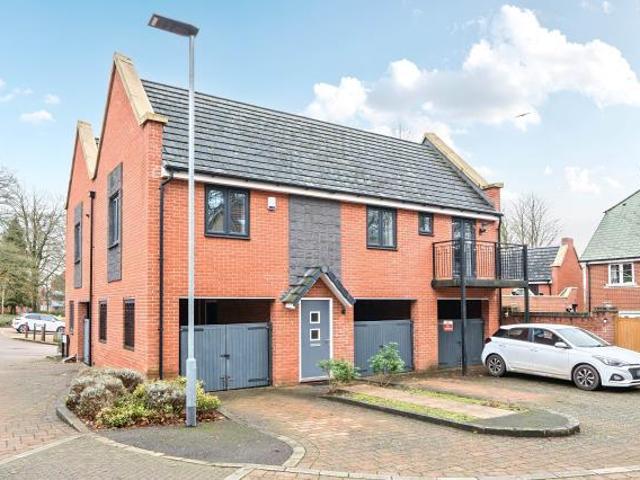 2 bedroom coach house for sale