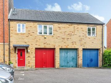 2 bedroom coach house for sale
