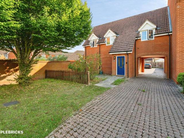 2 bedroom coach house for sale