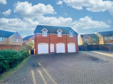 2 bedroom coach house for sale