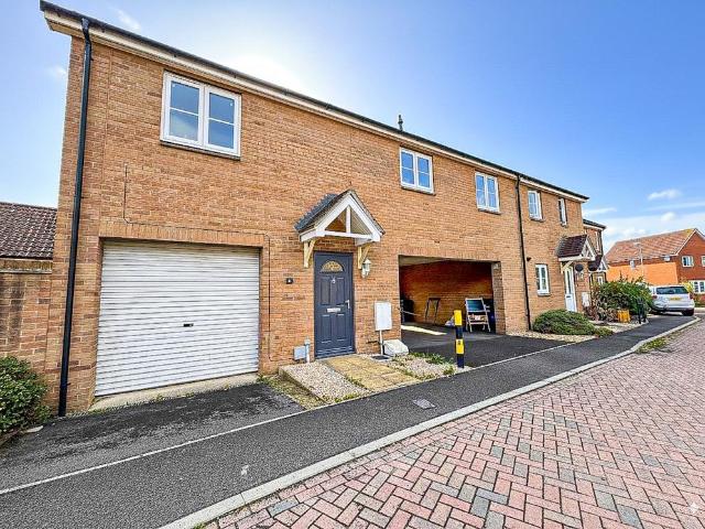 2 bedroom coach house for sale