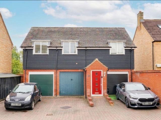 2 bedroom coach house for sale