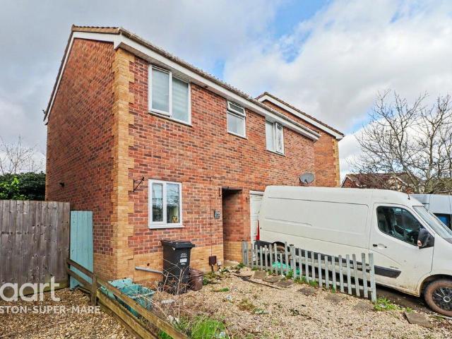 2 bedroom coach house for sale