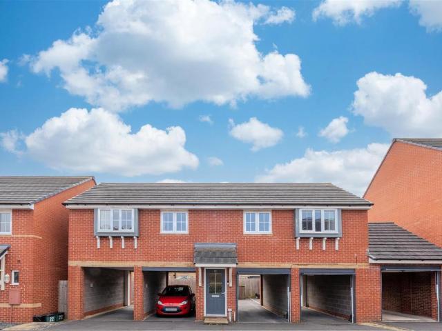 2 bedroom coach house for sale