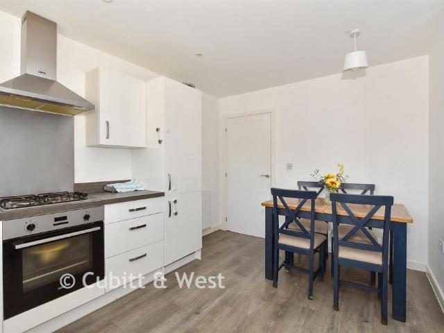 2 bedroom coach house for sale