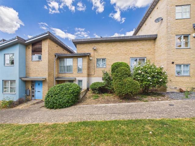 2 bedroom coach house for sale