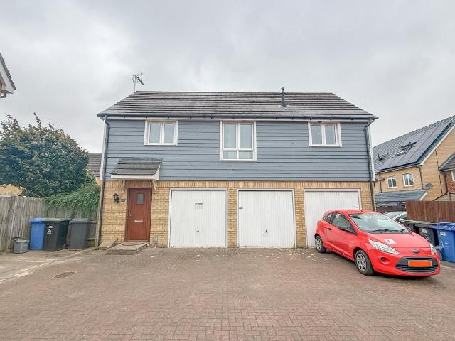 2 bedroom coach house for sale