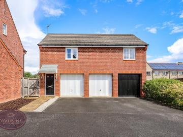 2 bedroom coach house for sale