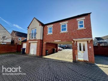 2 bedroom coach house to rent