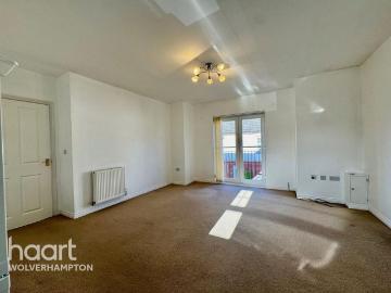 2 bedroom coach house to rent