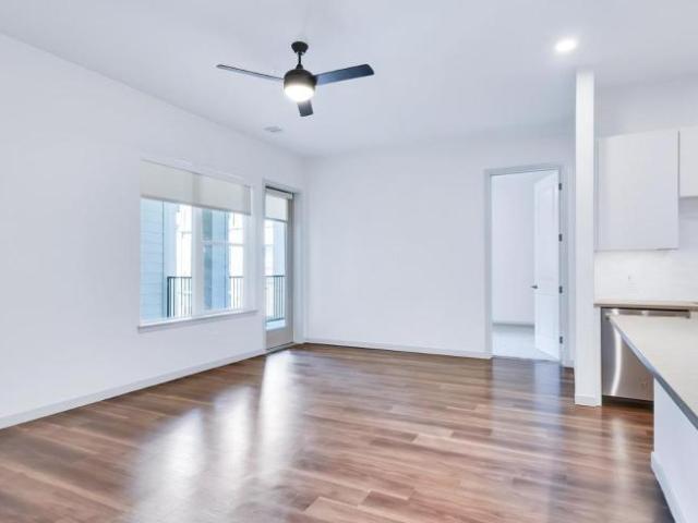 2 bedroom, Colorado Springs CO 80903 103633285