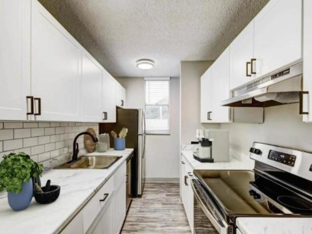 2 bedroom, Colorado Springs CO 80905 LS104815102