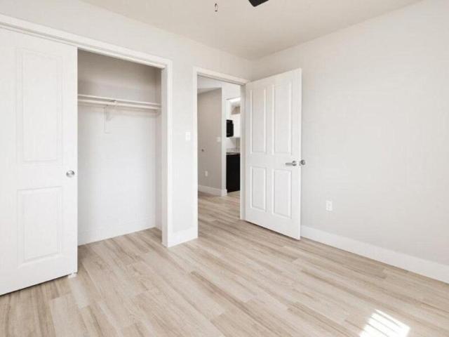 2 bedroom, Colorado Springs CO 80918 LS105305993
