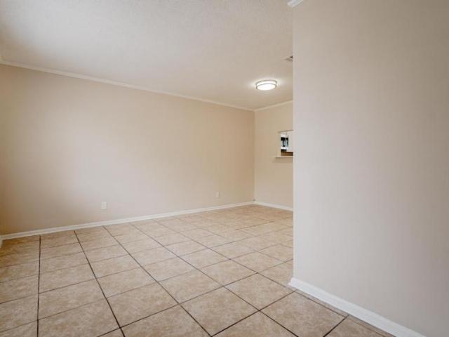 2 bedroom, Columbia SC 29205 LS105504141
