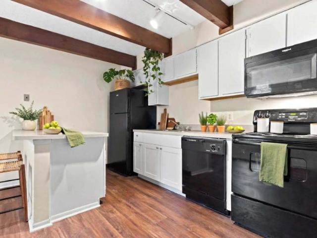 2 bedroom, Columbus OH 43204 LS105599671