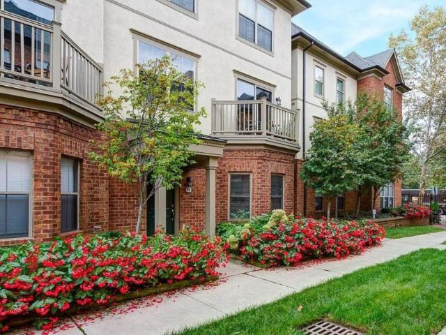 2 bedroom, Columbus OH 43215 105735454
