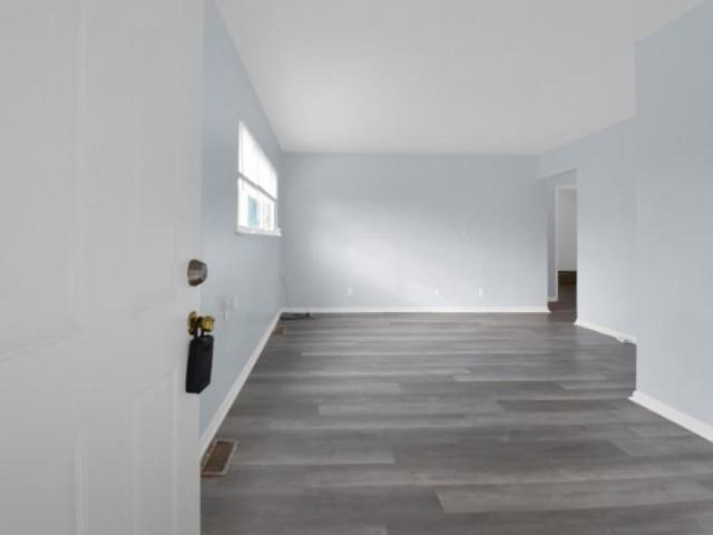2 bedroom, Columbus OH 43219 106061739