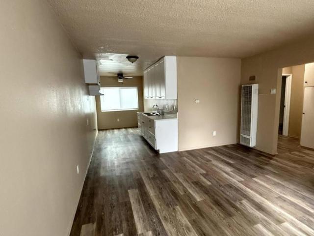 2 bedroom, Compton CA 90221 105700244