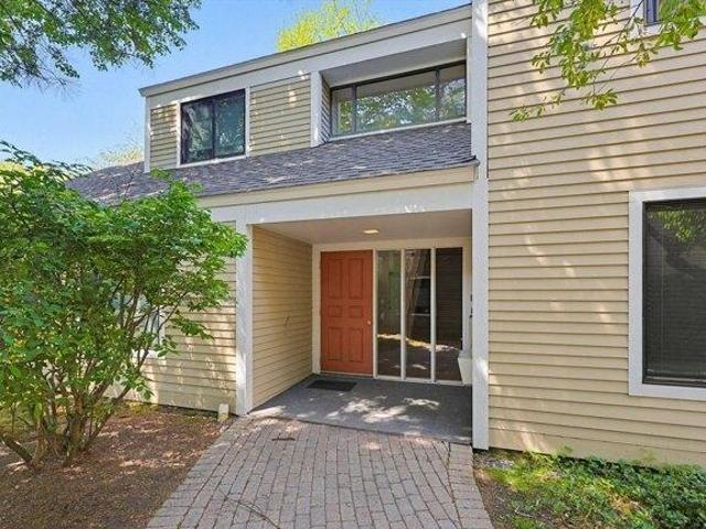 2 bedroom, Concord MA 01742 104653787