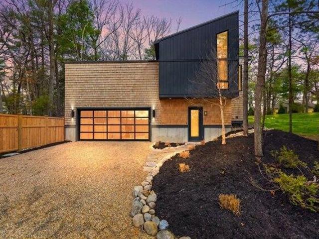 2 bedroom, Concord MA 01742 105516709