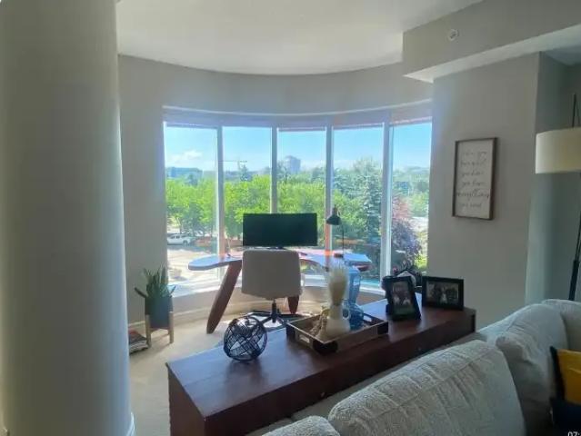 2 Bedroom Condo Calgary AB LS104985895