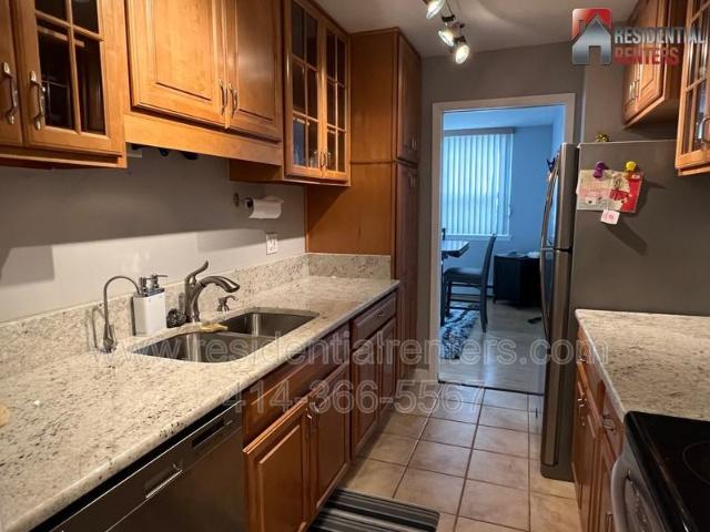 2 Bedroom Condo for Rent at 1707 N Prospect Ave #5E, Milwaukee, WI 53202 Lower East Side