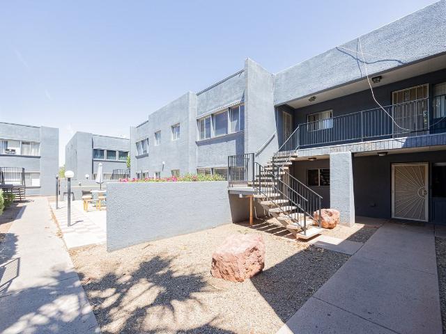 2 Bedroom Condo for Rent at 1808 N 32nd St #104, Phoenix, AZ 85008