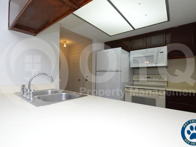 2 Bedroom Condo for Rent at 2023 W Bloomfield Rd #3, Phoenix, AZ 85029